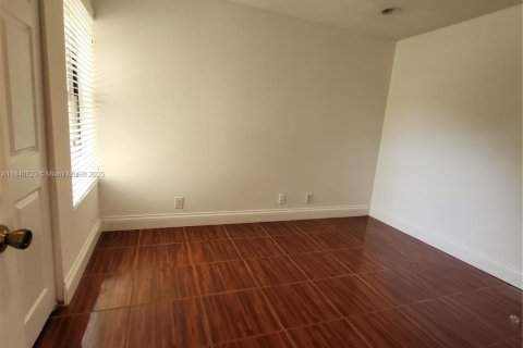 Villa ou maison à vendre à Weston, Floride: 3 chambres, 149.67 m2 № 1830305 - photo 13