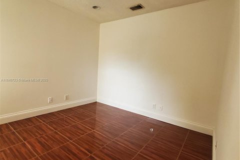 Villa ou maison à vendre à Weston, Floride: 3 chambres, 149.67 m2 № 1830305 - photo 14