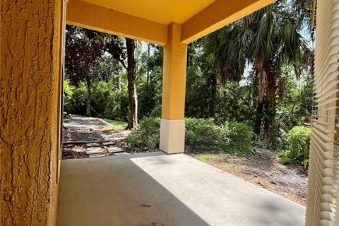 Снять в аренду кондоминиум в Орландо, Флорида 8 комнат, 99.96м2, № 1755603 - фото 7