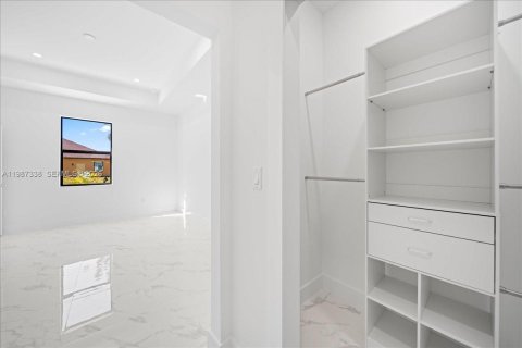 House in Lehigh Acres, Florida 4 bedrooms № 2047751 - photo 21