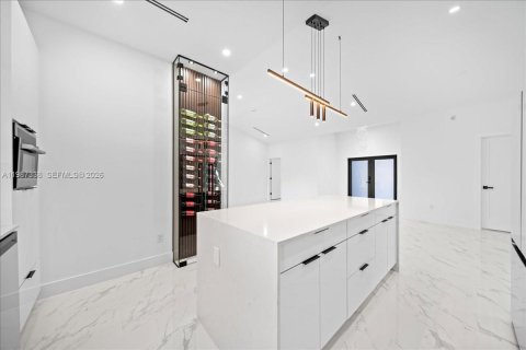 House in Lehigh Acres, Florida 4 bedrooms № 2047751 - photo 8