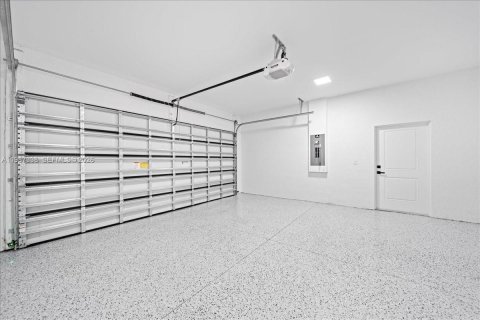 House in Lehigh Acres, Florida 4 bedrooms № 2047751 - photo 16