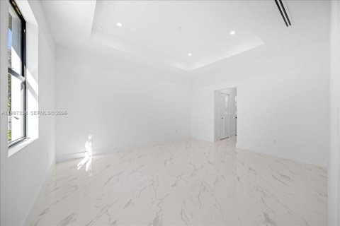 House in Lehigh Acres, Florida 4 bedrooms № 2047751 - photo 22