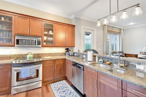 Townhouse in Fort Lauderdale, Florida 3 bedrooms, 167.6 sq.m. № 1800797 - photo 8