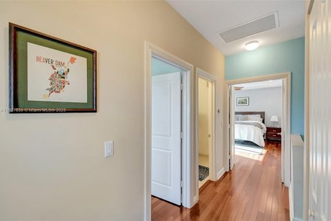 Townhouse in Fort Lauderdale, Florida 3 bedrooms, 167.6 sq.m. № 1800797 - photo 19