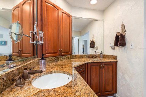 House in Punta Gorda, Florida 2 bedrooms, 136.19 sq.m. № 1777330 - photo 22