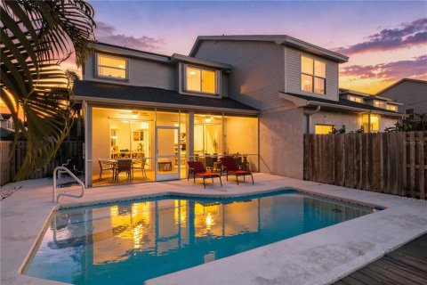 Touwnhouse à vendre à Clearwater, Floride: 3 chambres, 170.2 m2 № 2418969 - photo 2