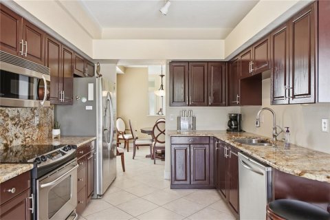 Touwnhouse à vendre à Clearwater, Floride: 3 chambres, 170.2 m2 № 2418969 - photo 19