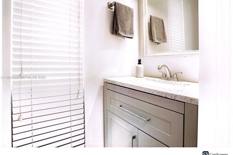 Купить кондоминиум в Форт-Лодердейл, Флорида 2 спальни, 93.65м2, № 2009104 - фото 14