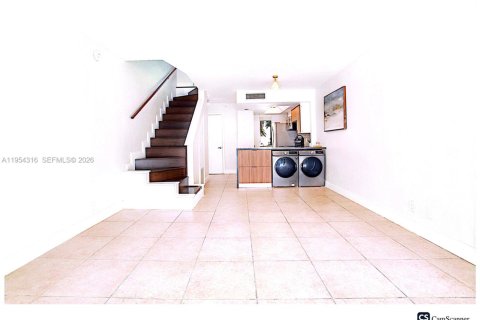 Купить кондоминиум в Форт-Лодердейл, Флорида 2 спальни, 93.65м2, № 2009104 - фото 5