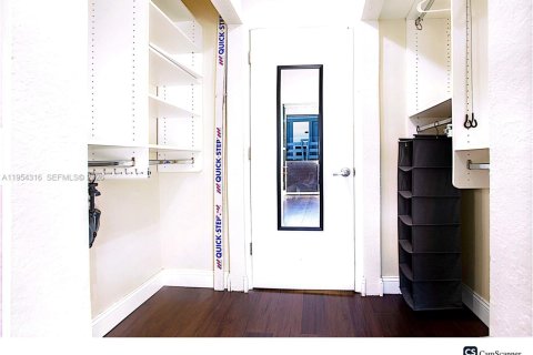 Купить кондоминиум в Форт-Лодердейл, Флорида 2 спальни, 93.65м2, № 2009104 - фото 23