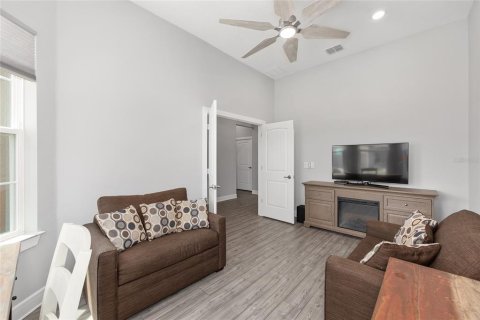 House in Ocala, Florida 3 bedrooms, 199.09 sq.m. № 1652270 - photo 7