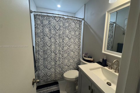 Villa ou maison à vendre à Oakland Park, Floride: 3 chambres, 160.72 m2 № 1821655 - photo 9