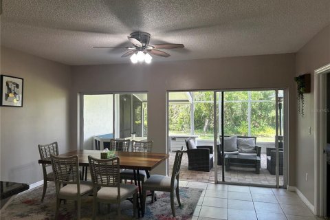 Townhouse in Wesley Chapel, Florida 3 bedrooms, 156.82 sq.m. № 1527262 - photo 9