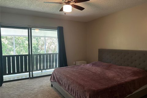Townhouse in Wesley Chapel, Florida 3 bedrooms, 156.82 sq.m. № 1527262 - photo 14