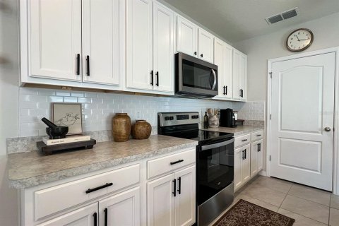 House in Saint Cloud, Florida 3 bedrooms, 152.82 sq.m. № 1792764 - photo 16