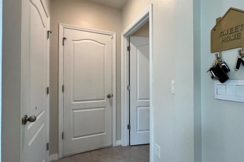 House in Saint Cloud, Florida 3 bedrooms, 152.82 sq.m. № 1792764 - photo 11