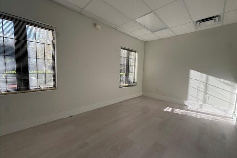 Commercial property in Orlando, Florida 17.65 sq.m. № 1572922 - photo 7