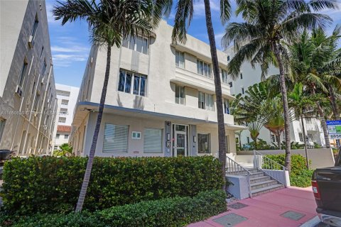 Copropriété à vendre à Miami Beach, Floride: 31.59 m2 № 2088483 - photo 11