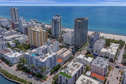 Copropriété à vendre à Miami Beach, Floride: 31.59 m2 № 2088483 - photo 12
