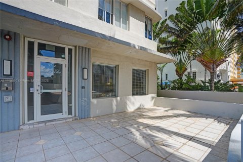 Copropriété à vendre à Miami Beach, Floride: 31.59 m2 № 2088483 - photo 3