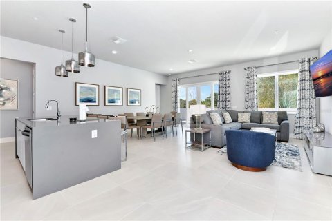 Condo in Kissimmee, Florida, 4 bedrooms  № 1780384 - photo 4