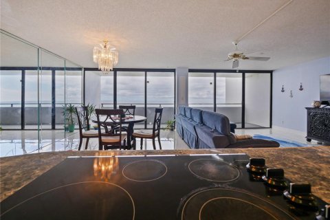 Купить кондоминиум в Ормонд-Бич, Флорида 5 комнат, 275.64м2, № 1721747 - фото 25