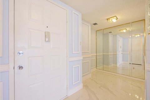 Купить кондоминиум в Ормонд-Бич, Флорида 5 комнат, 275.64м2, № 1721747 - фото 16