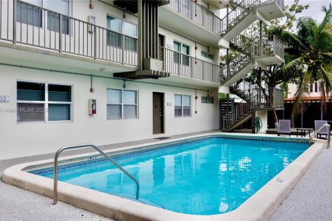 Copropriété à vendre à Fort Lauderdale, Floride: 1 chambre, 53.88 m2 № 2061914 - photo 21