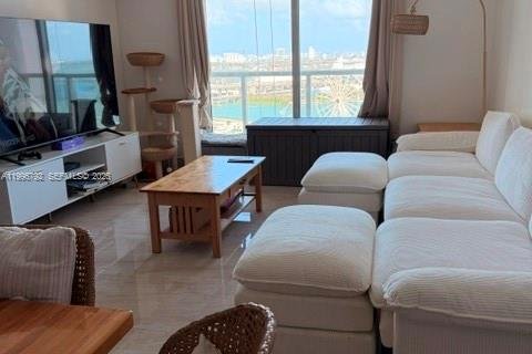 Copropriété à louer à Miami, Floride: 2 chambres, 98.29 m2 № 2065585 - photo 7