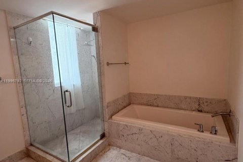 Copropriété à louer à Miami, Floride: 2 chambres, 98.29 m2 № 2065585 - photo 23