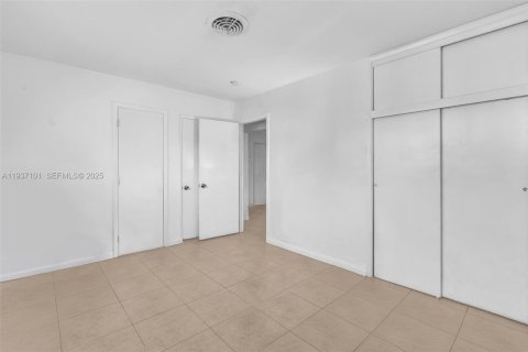 Immobilier commercial à vendre à Boynton Beach, Floride: 165.55 m2 № 1994914 - photo 17