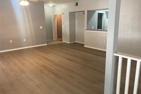 Condominio en alquiler en Orlando, Florida, 3 dormitorios, 123.84 m2 № 1911199 - foto 3