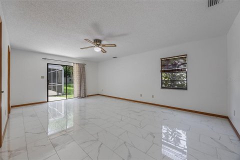 Villa ou maison à vendre à Winter Springs, Floride: 3 chambres, 173.54 m2 № 1884361 - photo 17