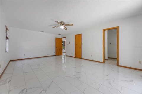 Villa ou maison à vendre à Winter Springs, Floride: 3 chambres, 173.54 m2 № 1884361 - photo 18
