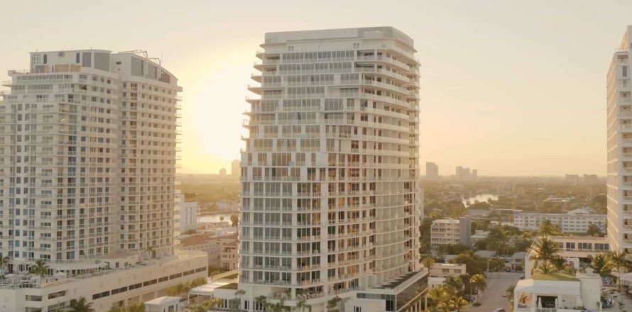 FOUR SEASONS in Fort Lauderdale, Florida № 57574