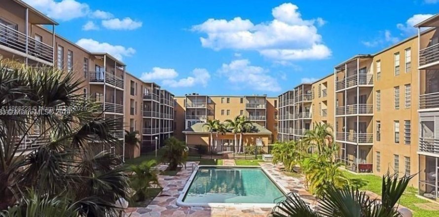 Condo à Lauderdale Lakes, Floride, 2 chambres  № 1980510