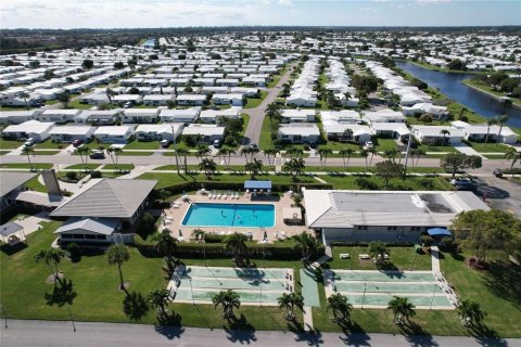 Condo in Boynton Beach, Florida, 2 bedrooms  № 2263190 - photo 29