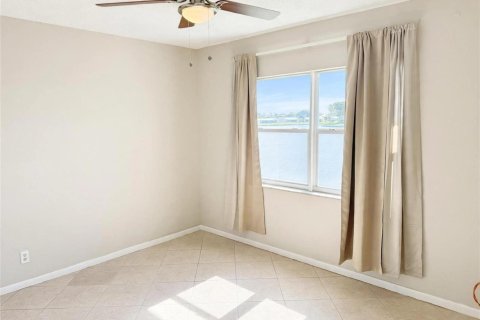 Condo in Boynton Beach, Florida, 2 bedrooms  № 2263190 - photo 30