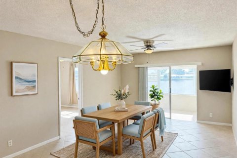 Condo in Boynton Beach, Florida, 2 bedrooms  № 2263190 - photo 14
