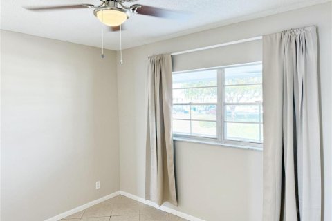 Condo in Boynton Beach, Florida, 2 bedrooms  № 2263190 - photo 27