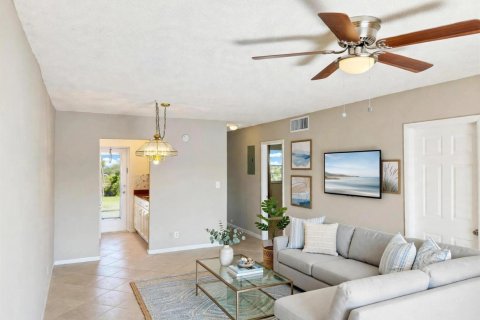 Condo in Boynton Beach, Florida, 2 bedrooms  № 2263190 - photo 16