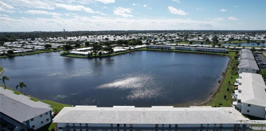 Condo in Boynton Beach, Florida, 2 bedrooms  № 2263190