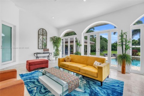 House in Southwest Ranches, Florida 5 bedrooms, 388.05 sq.m. № 1468520 - photo 19