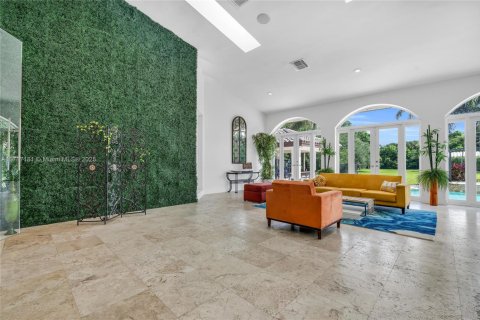 House in Southwest Ranches, Florida 5 bedrooms, 388.05 sq.m. № 1468520 - photo 21
