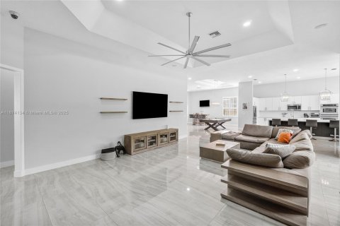 Casa en venta en Coral Springs, Florida, 4 dormitorios, 333.7 m2 № 1925078 - foto 9