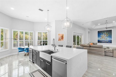 Casa en venta en Coral Springs, Florida, 4 dormitorios, 333.7 m2 № 1925078 - foto 19