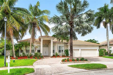 Casa en venta en Coral Springs, Florida, 4 dormitorios, 333.7 m2 № 1925078 - foto 4