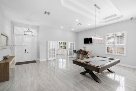 Casa en venta en Coral Springs, Florida, 4 dormitorios, 333.7 m2 № 1925078 - foto 16