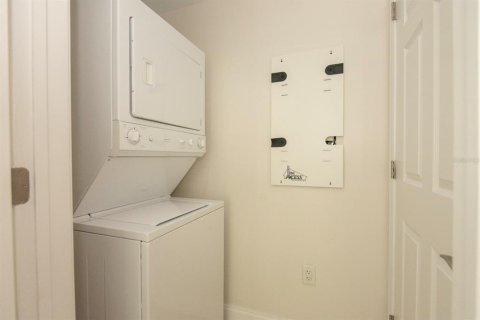 Condo in Daytona Beach, Florida, 2 bedrooms  № 1655863 - photo 20